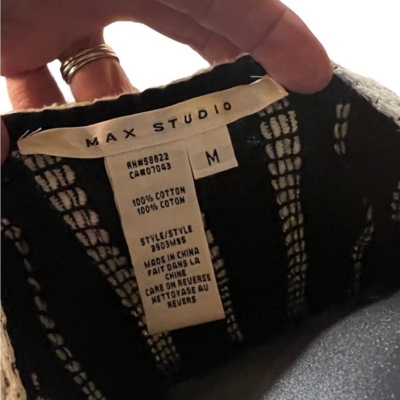 Lovely Sleeveless Short Sheath Black with Cream Rope detail. Super nice! Size M - Picture 6 of 7